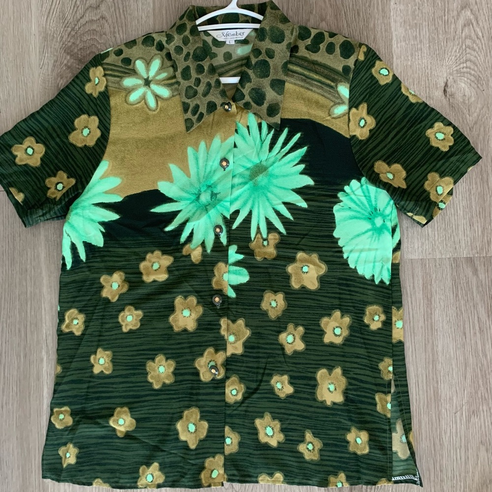 Vintage Vibrant Floral Button-Up Blouse